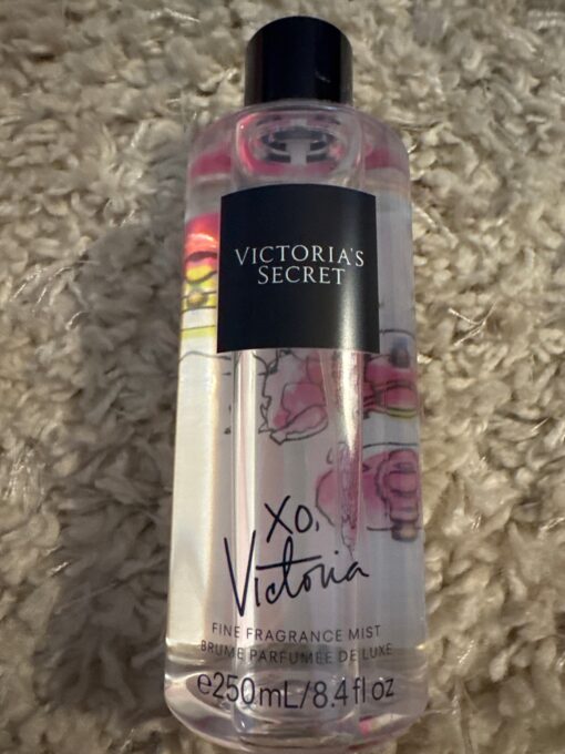 Victoria’s Secret Victoria XO fragrance body mist